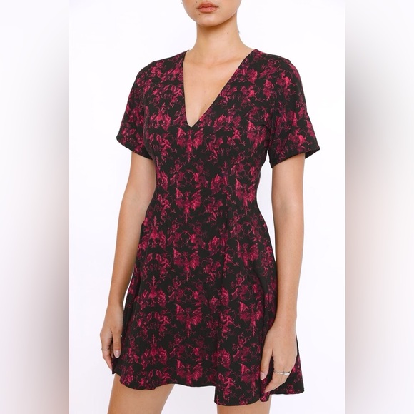 BlackMilk Dragons and Gargoyles Evil V Dress - Picture 1 of 11